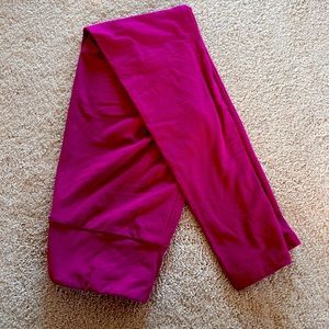 Lularoe, one size fits most leggings in deep purple color :)
